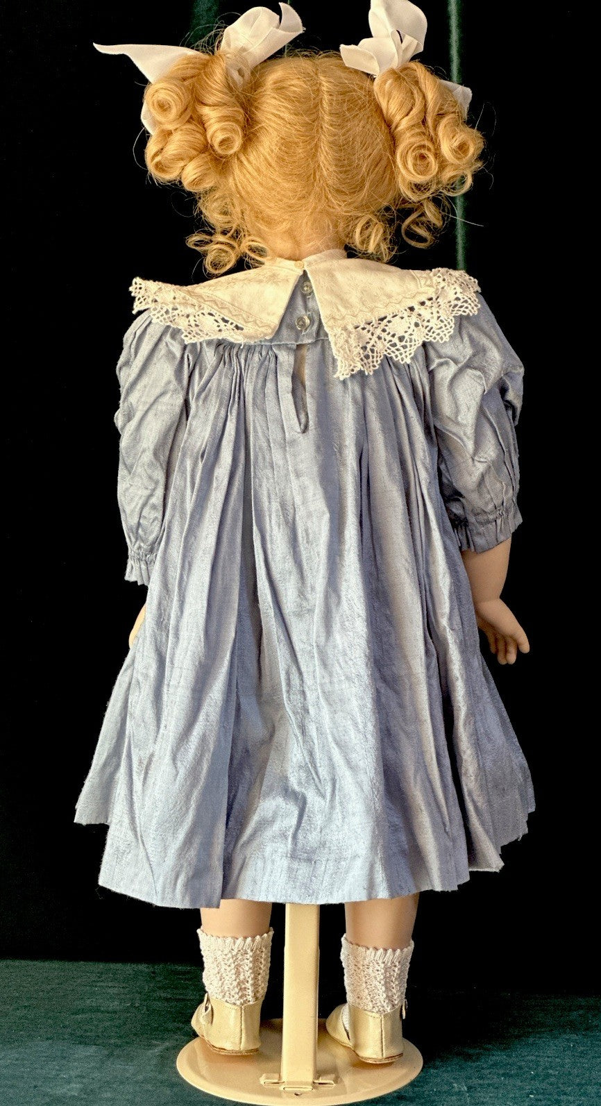 Collectible Artist 25” Porcelain Doll “Isabelle” by Ruth Treffeisen LE 100 COA