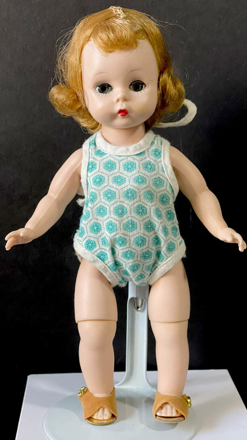 Vintage Madame Alexander 8” Doll Wendy Kin BLW