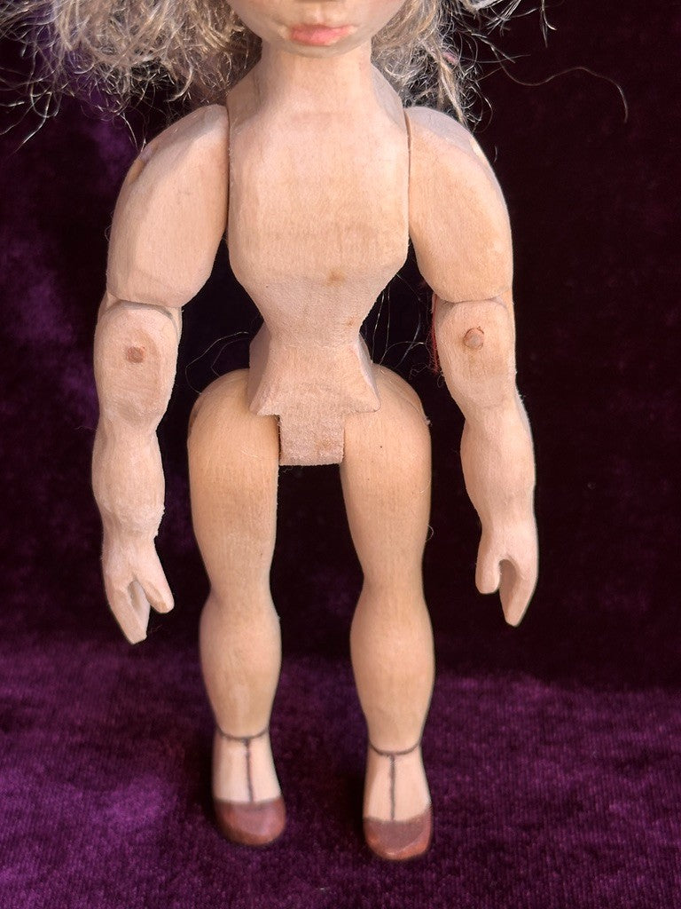 Collectible Handcarved 6.5" Wooden Hitty Friend Girl Doll By Artist Connie Hardt