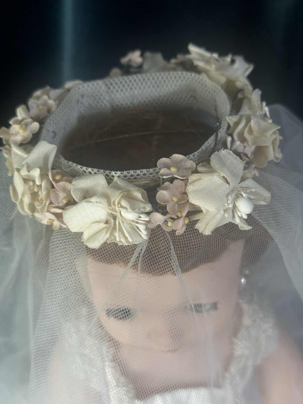 Vintage 1950’s Madame Alexander 20” Cissy Hard Plastic Doll Tagged Bride Outfit