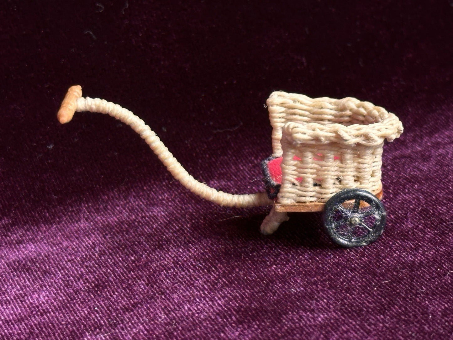 Antique Carl Horn Hertwig Set Of 3 Miniature/tiny German Bisque, Dolls