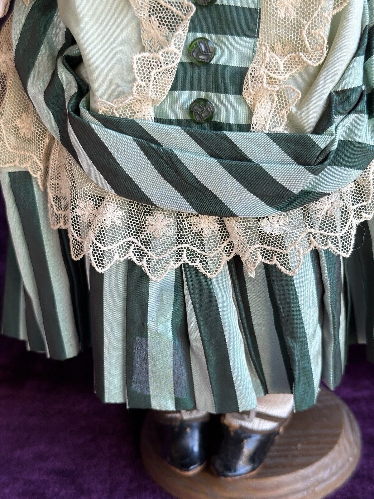 Antique German 17.5” Simon Halbig 1040 Dep Bisque Shoulder Head Doll