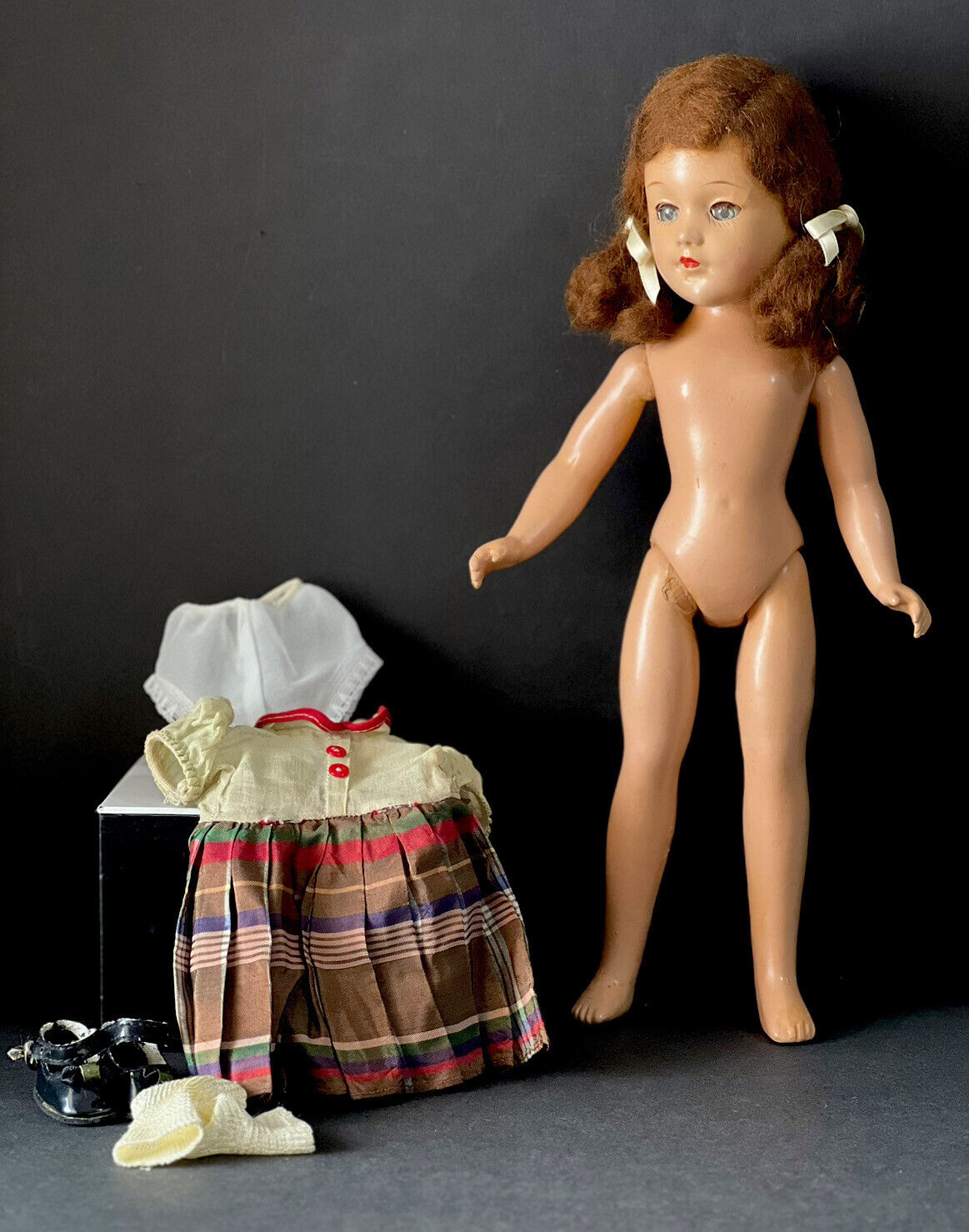 Collectible Vintage 1940’s Composition 14” Original Mary Hoyer Doll