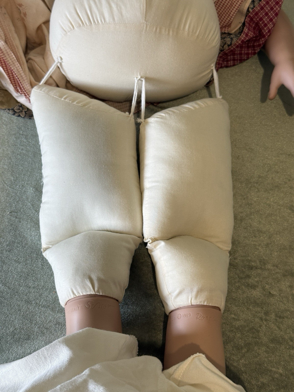 Rotraut Schrott Native American Indian 29” Vinyl Doll “Suzi” GADCO art print/box