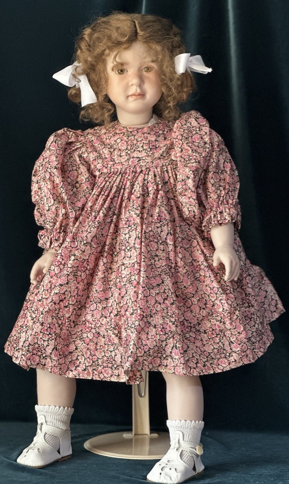 Collectible Artist 24” Porcelain Doll “Anne” by Ruth Treffeisen LE 100 COA