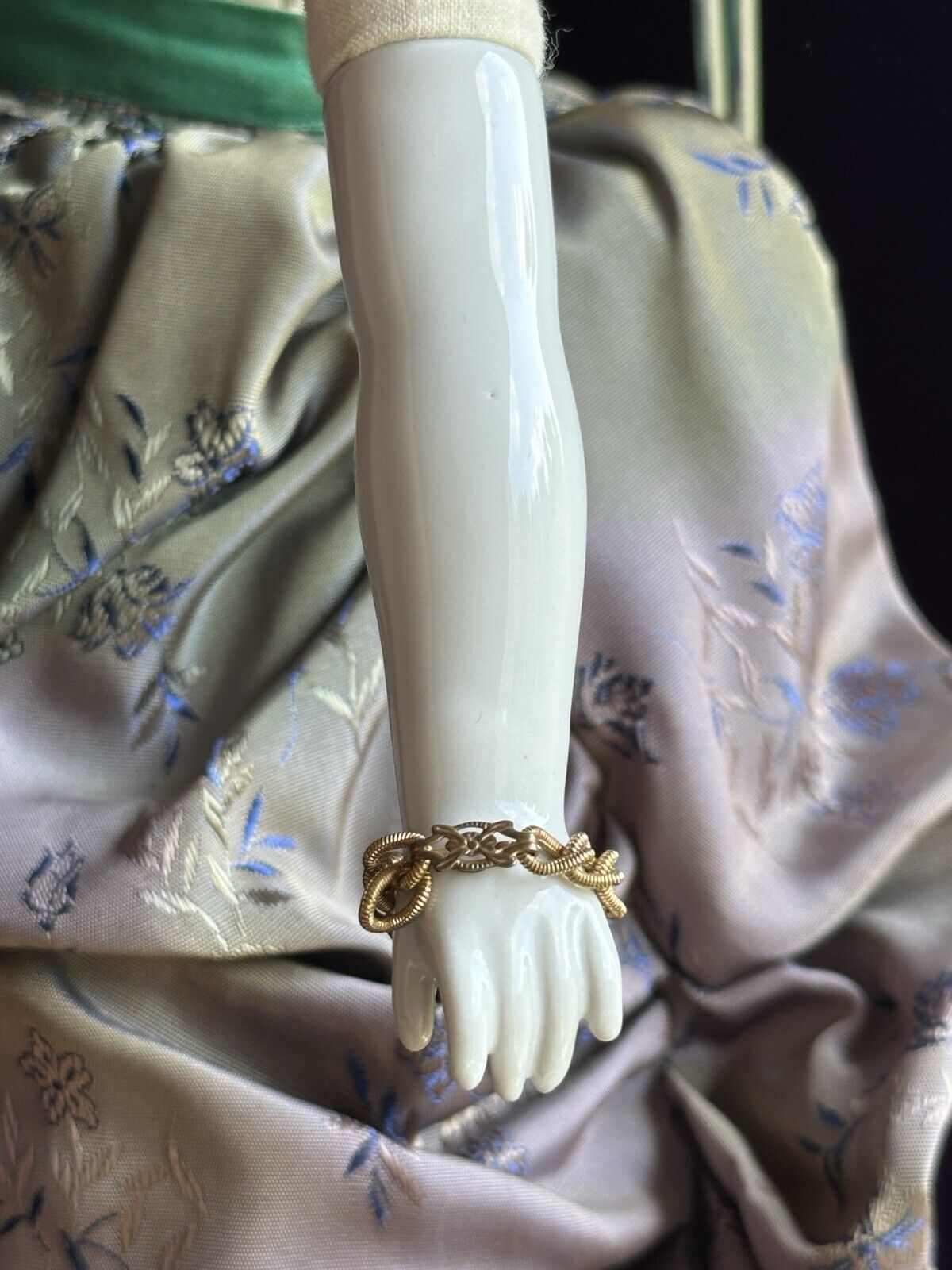 Antique German 23” Alt Beck Gottschalk (?) China Shoulder Head Victorian Doll