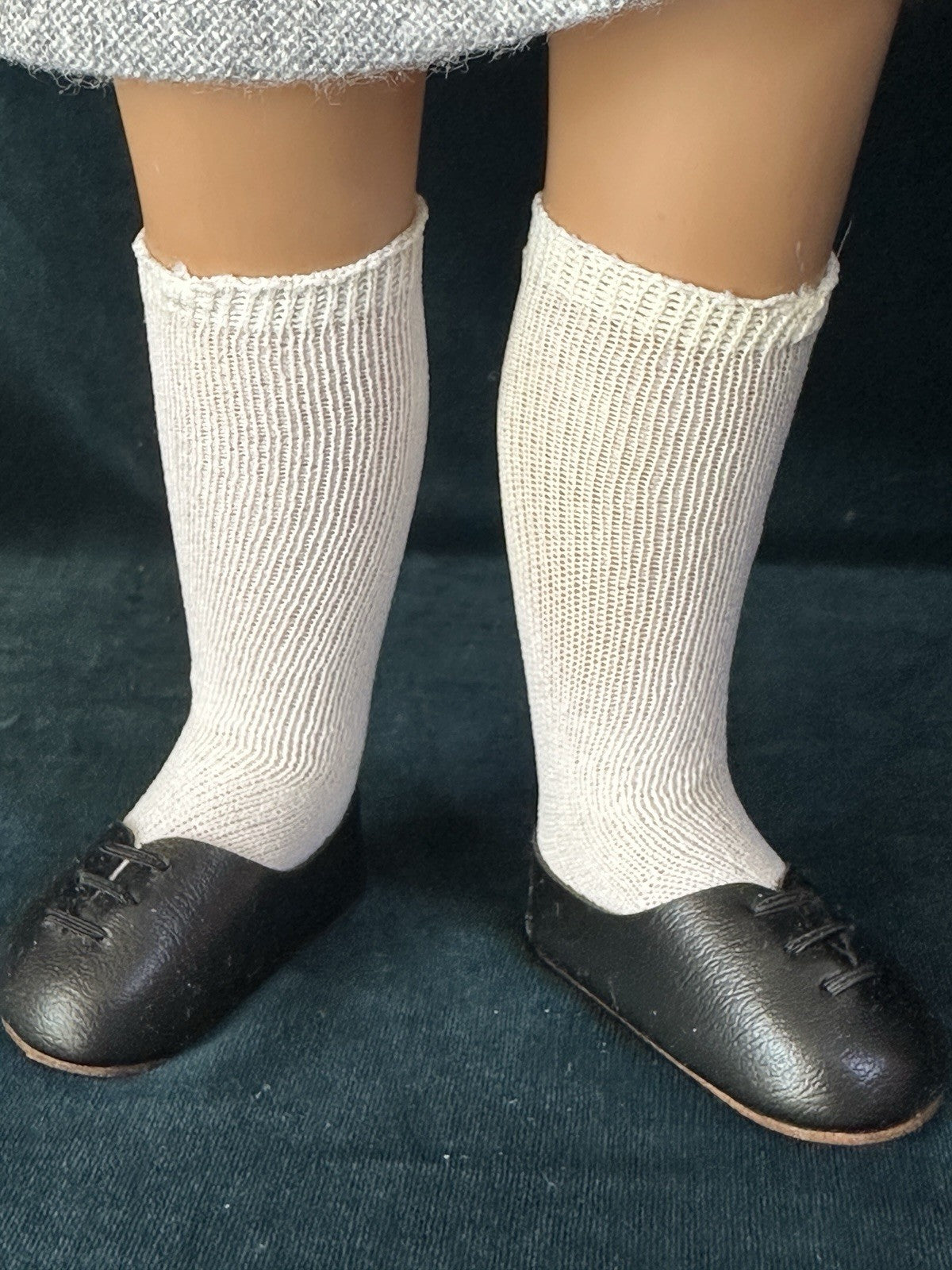 Collectible England Vinyl Sasha Blonde School 114S Girl Doll Box/Tag