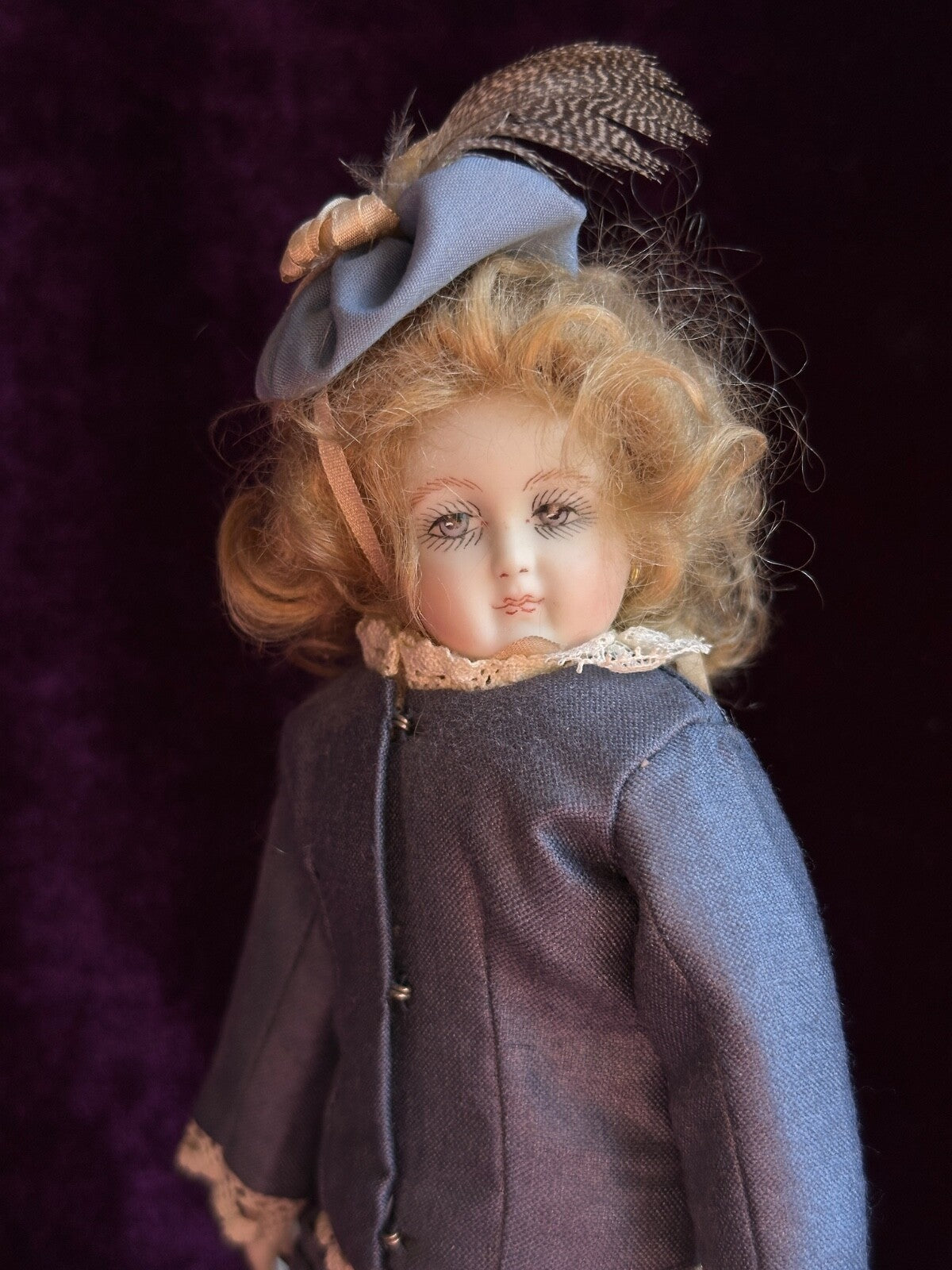 UFDC Porcelain Cloth 9” Victoria Huret Repro Doll by Cathy Hansen Original Box