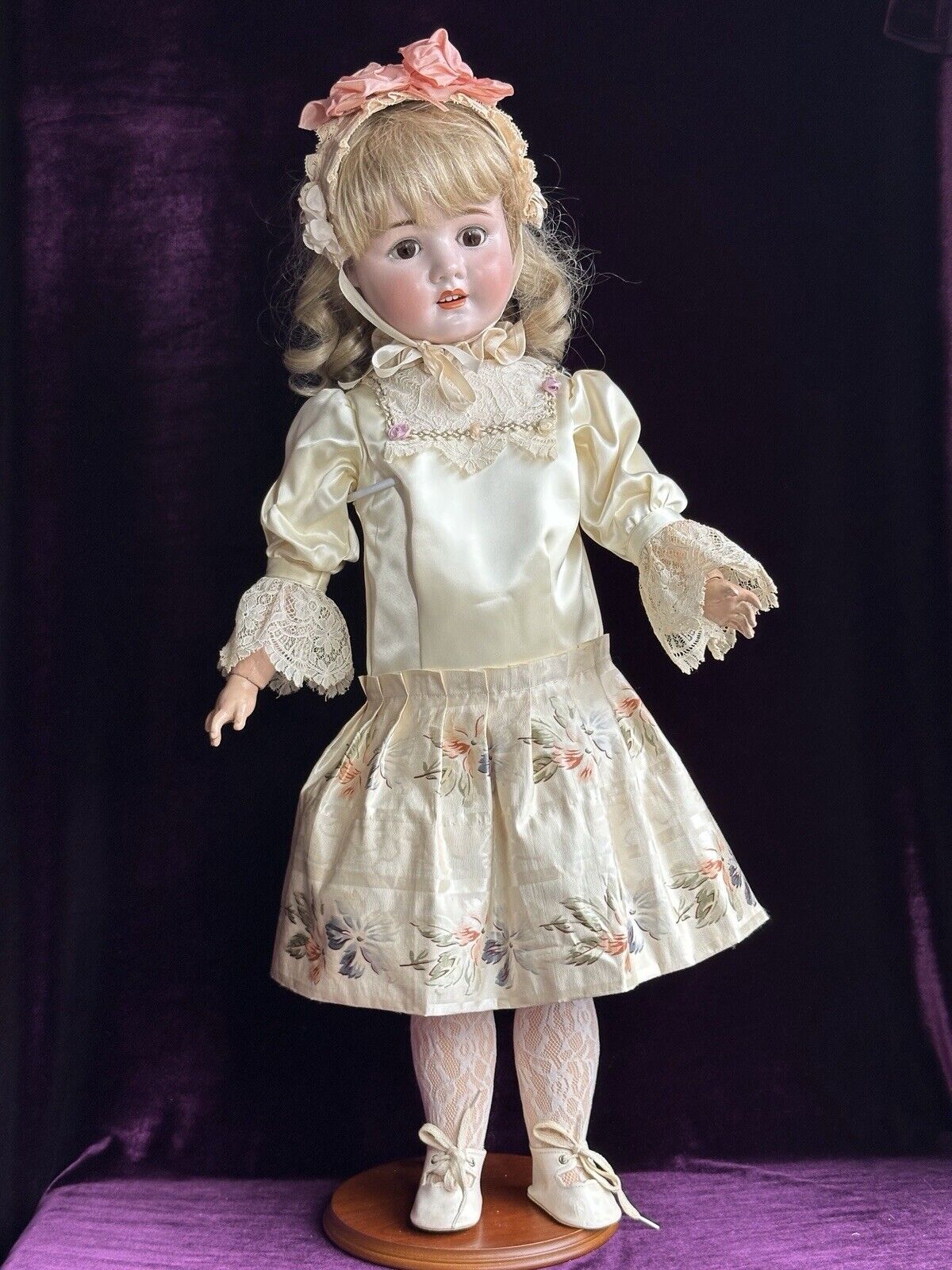 Antique German 28.5" Schoenau & Hoffmeister 914 Bisque Head Doll