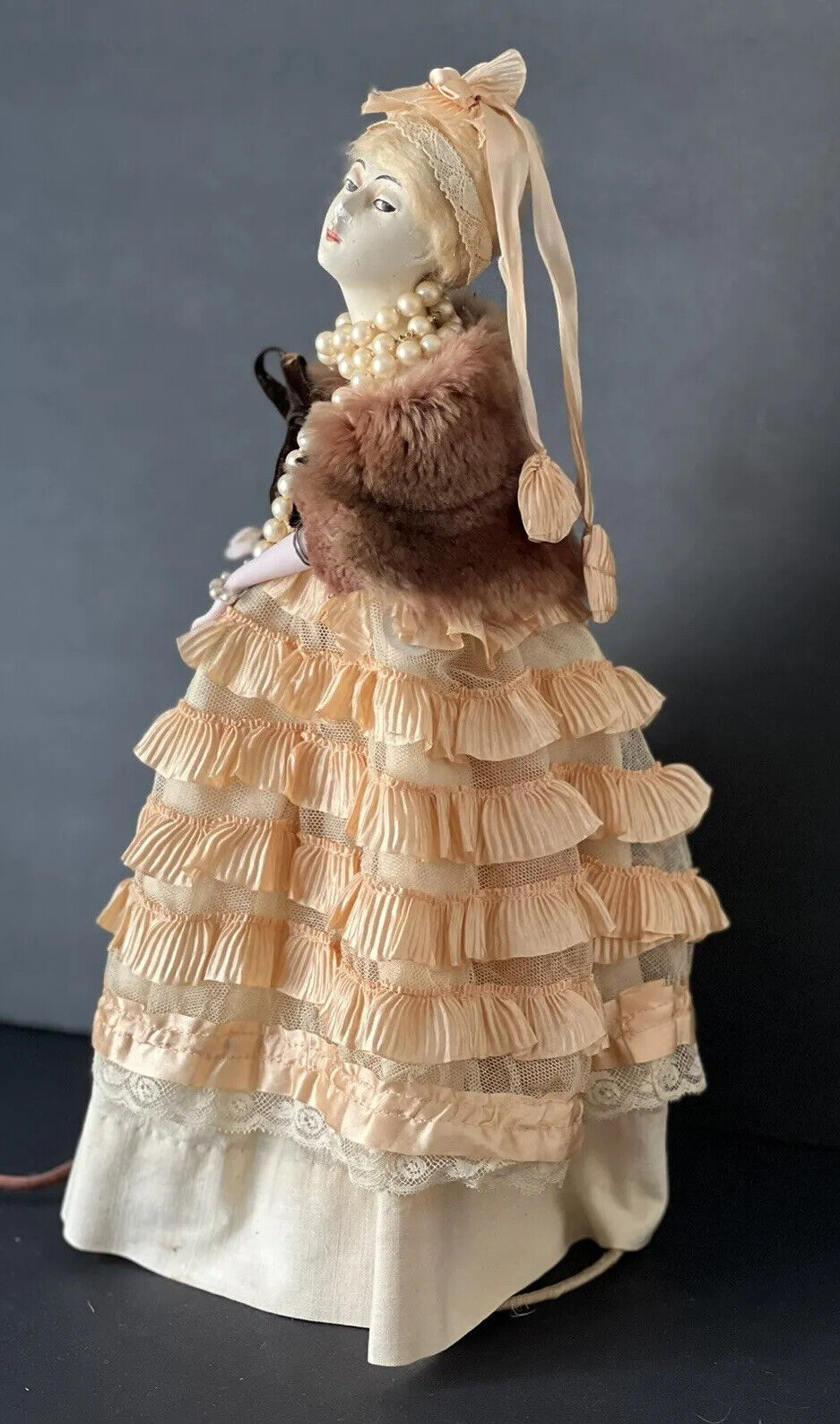 Antique Art Deco French (?) Chalkware Boudoir Lamp Doll