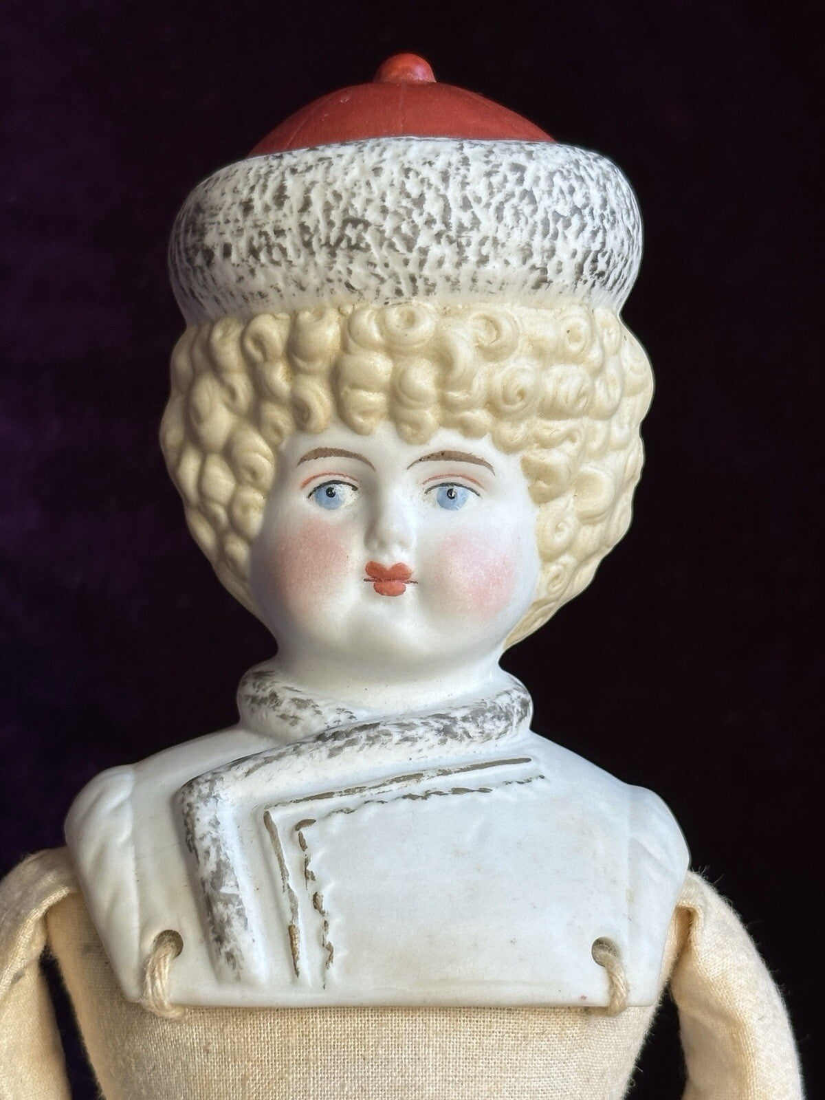 Rare Vintage Reproduction of Antique German 12.5” Hertwig Parian Doll Molded Hat