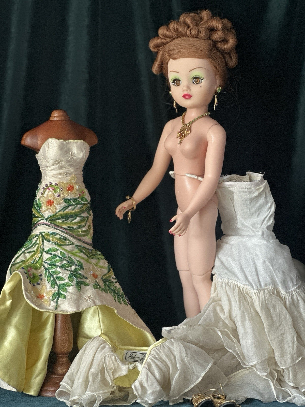 Madame Alexander “Calla Lilly” 1997 Cissy 21” Hard Plastic Doll
