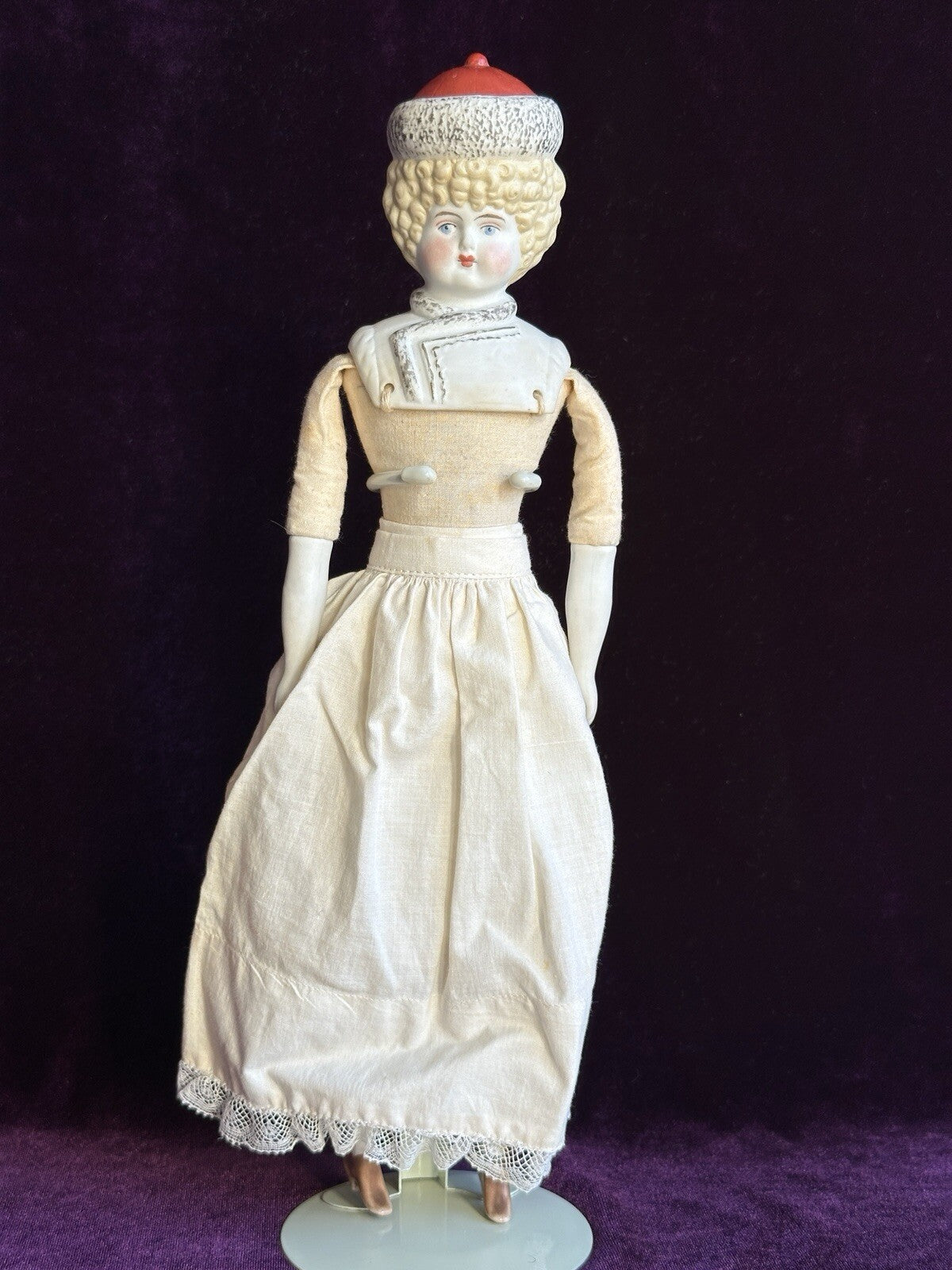 Rare Vintage Reproduction of Antique German 12.5” Hertwig Parian Doll Molded Hat