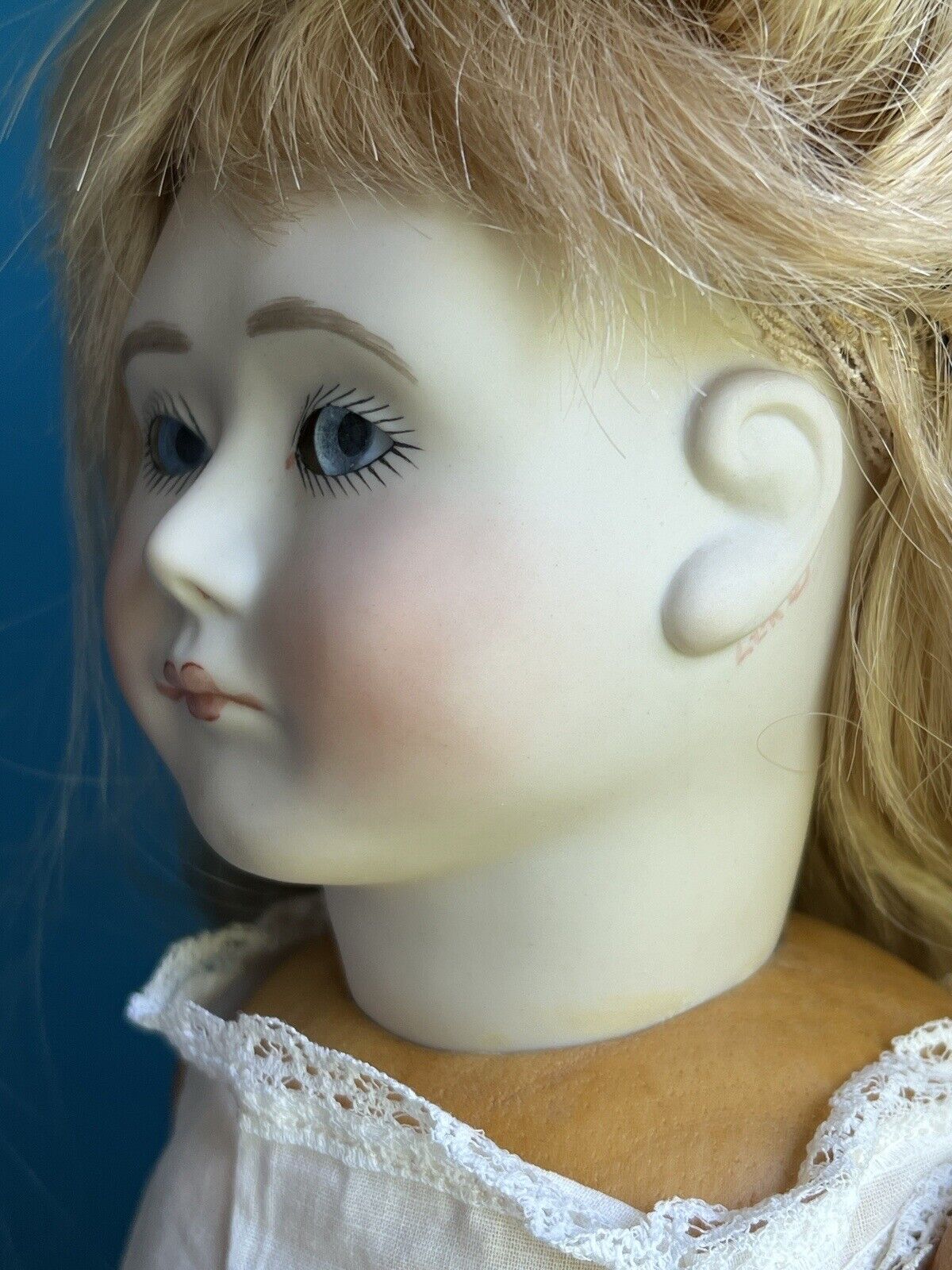 Collectible 17” Doll Colette C Lynne & Michael Roche 1985