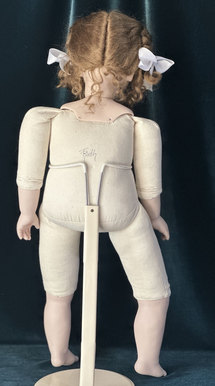 Collectible Artist 24” Porcelain Doll “Anne” by Ruth Treffeisen LE 100 COA