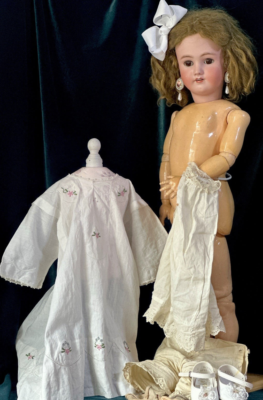 Antique German Simon Halbig Heinrich Handwerck Bisque Head 27” Doll