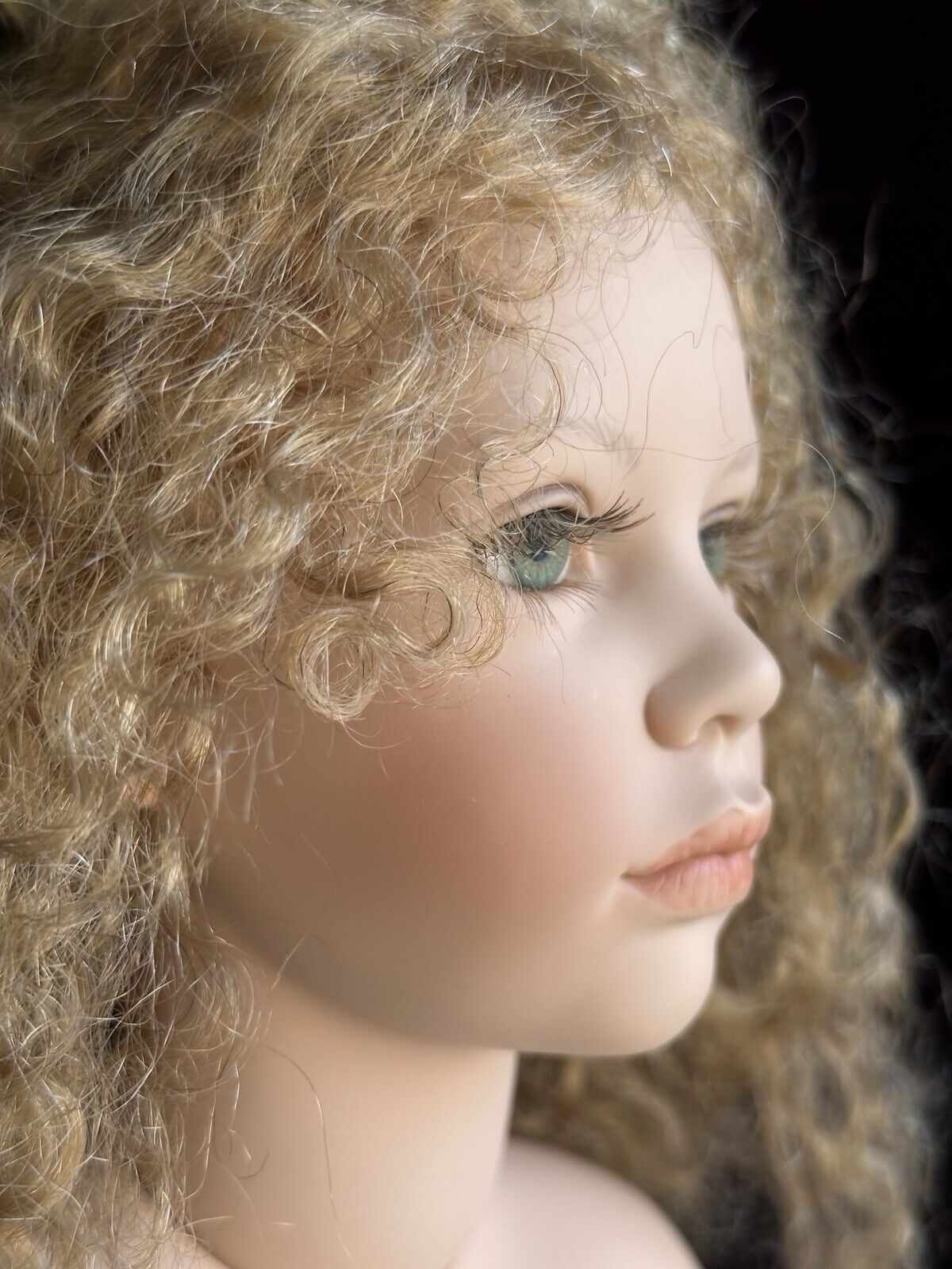 Lifelike Vinyl Doll Samanta By Zofia and Henry Zawieruszynski LE 101 with COA