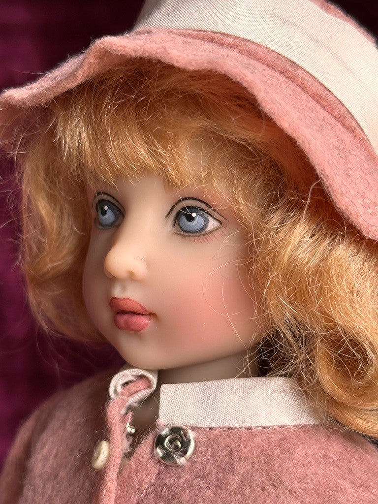Collectible 2017 UFDC 9.5” Ma Petite Vinyl Doll by Helen Kish