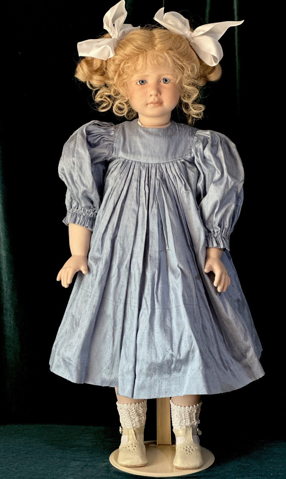 Collectible Artist 25” Porcelain Doll “Isabelle” by Ruth Treffeisen LE 100 COA