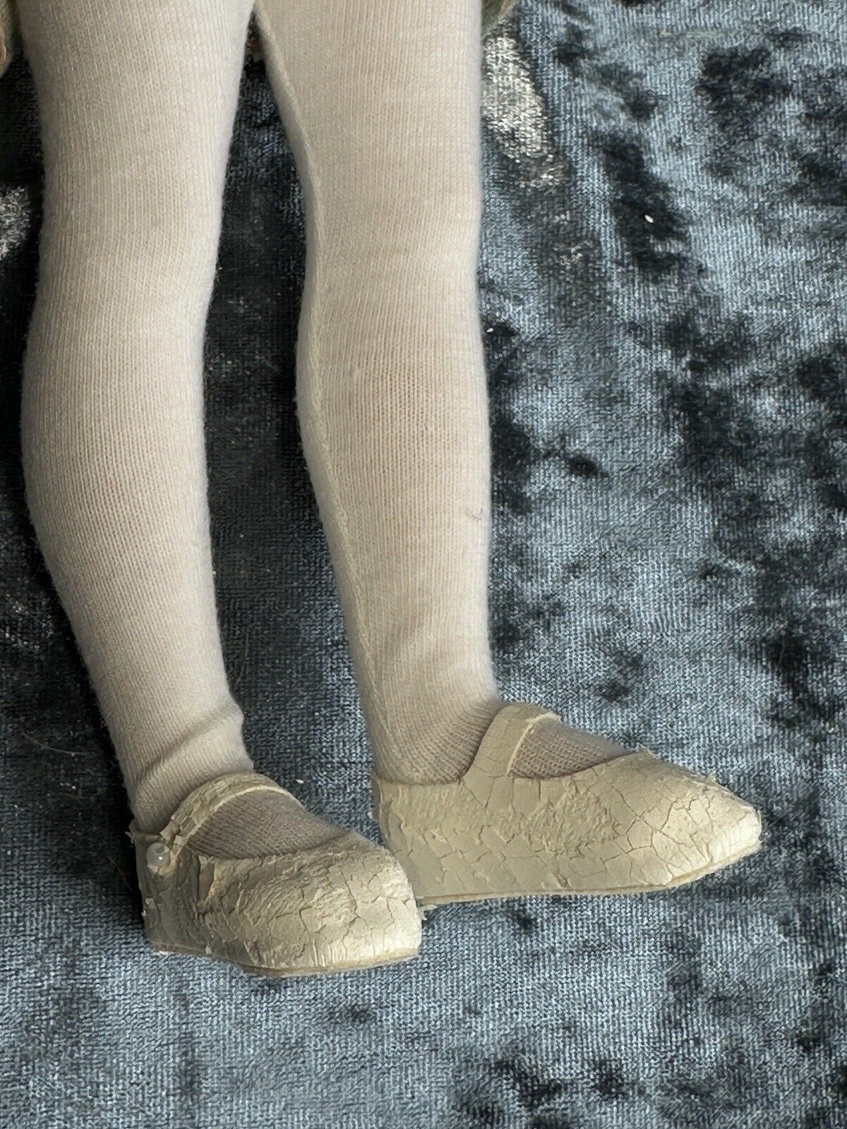 Collectible Vinyl 10.5” Kelsey Doll By Helen Kish LE 1500