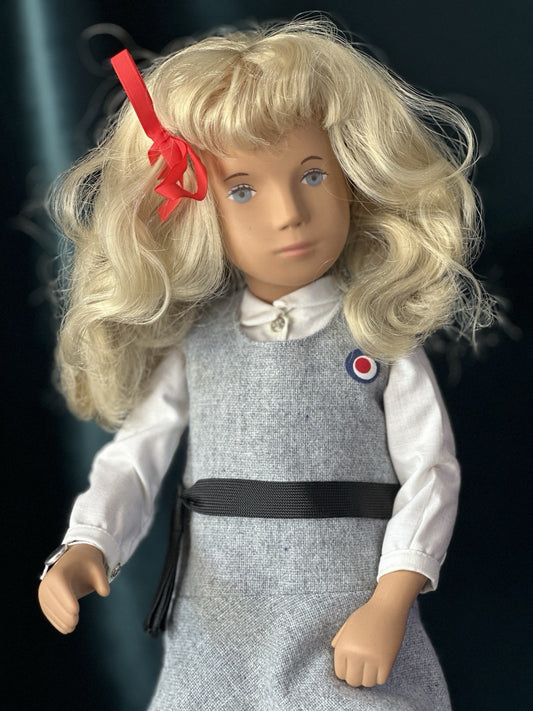 Collectible England Vinyl Sasha Blonde School 114S Girl Doll Box/Tag