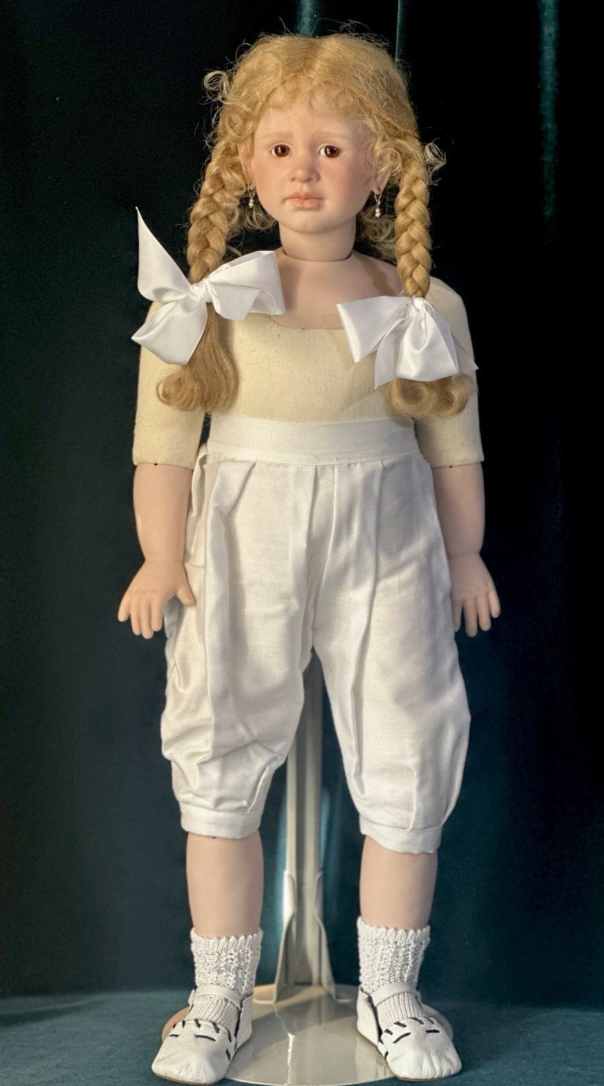 Collectible Artist 26” Porcelain Doll “Allena” by Ruth Treffeisen LE 100 COA