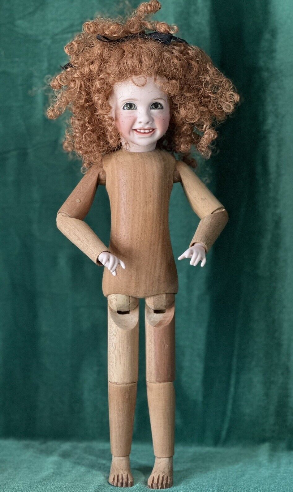MIB Wendy Lawton “At Aunty’s House” Wooden Jointed/Porcelain 16” Doll LE 350