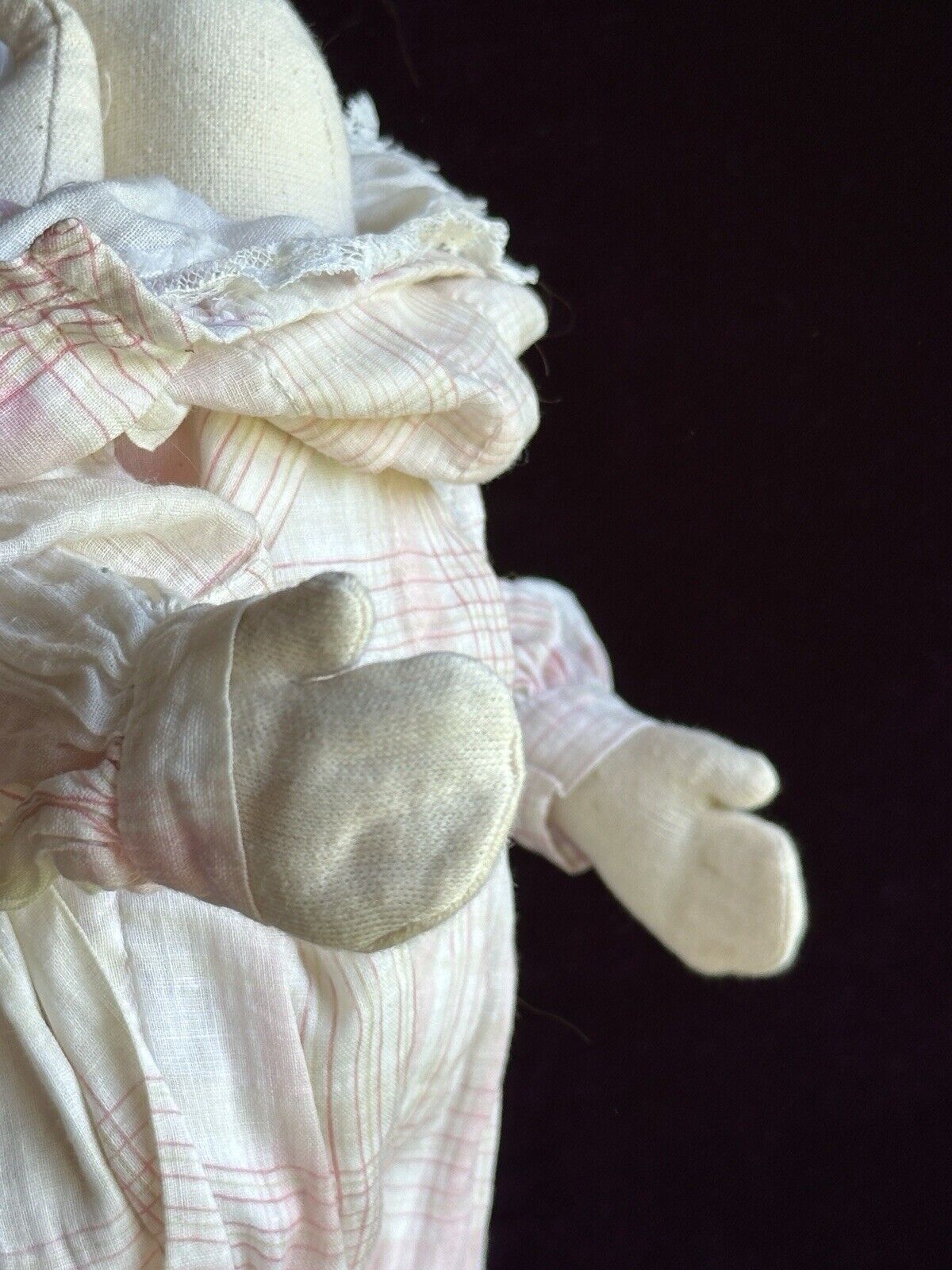 Collectible OOAK (?) Signed by Artist Linda Murray Shellcloth Cloth Girl Doll