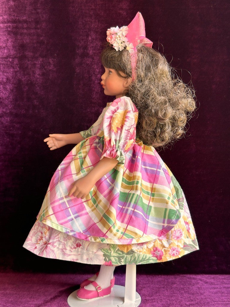 Collectible Robert Tonner 15" Little Miss Muffet Nina Vinyl Doll LE 500