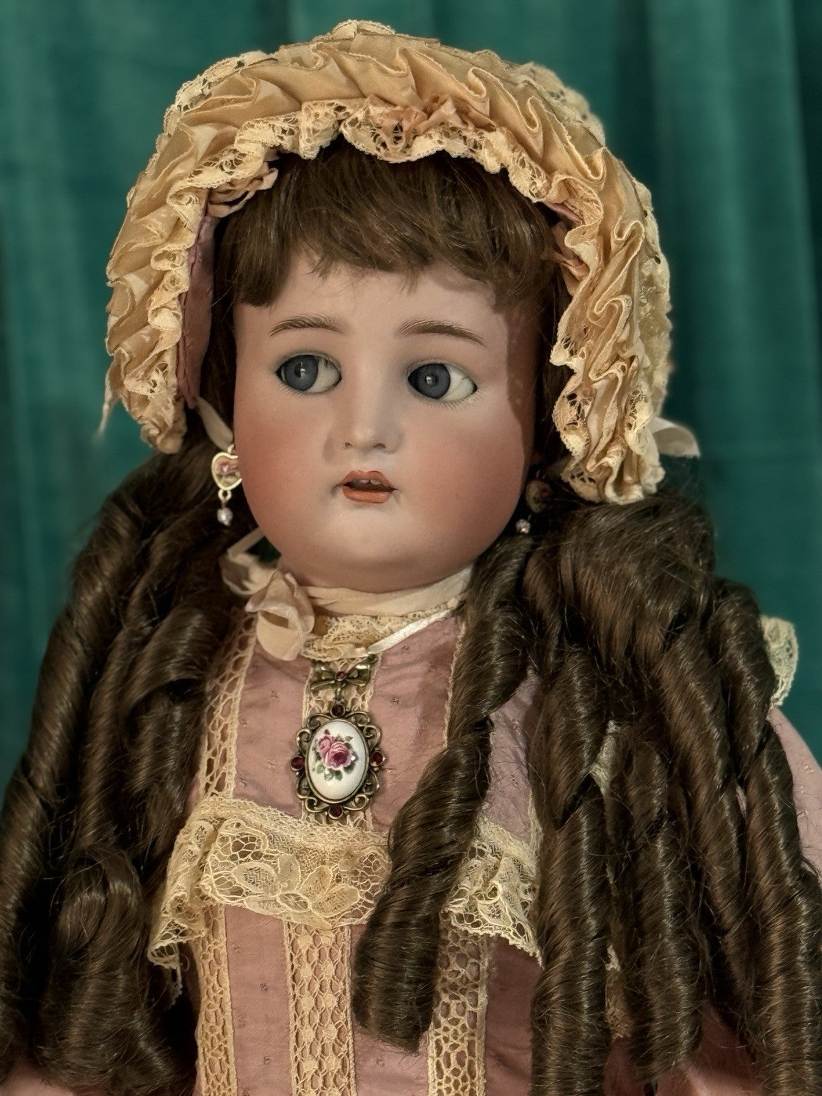 Antique German Kammer & Reinhardt Simon Halbig 27” Doll Bisque Head Flirty Eyes