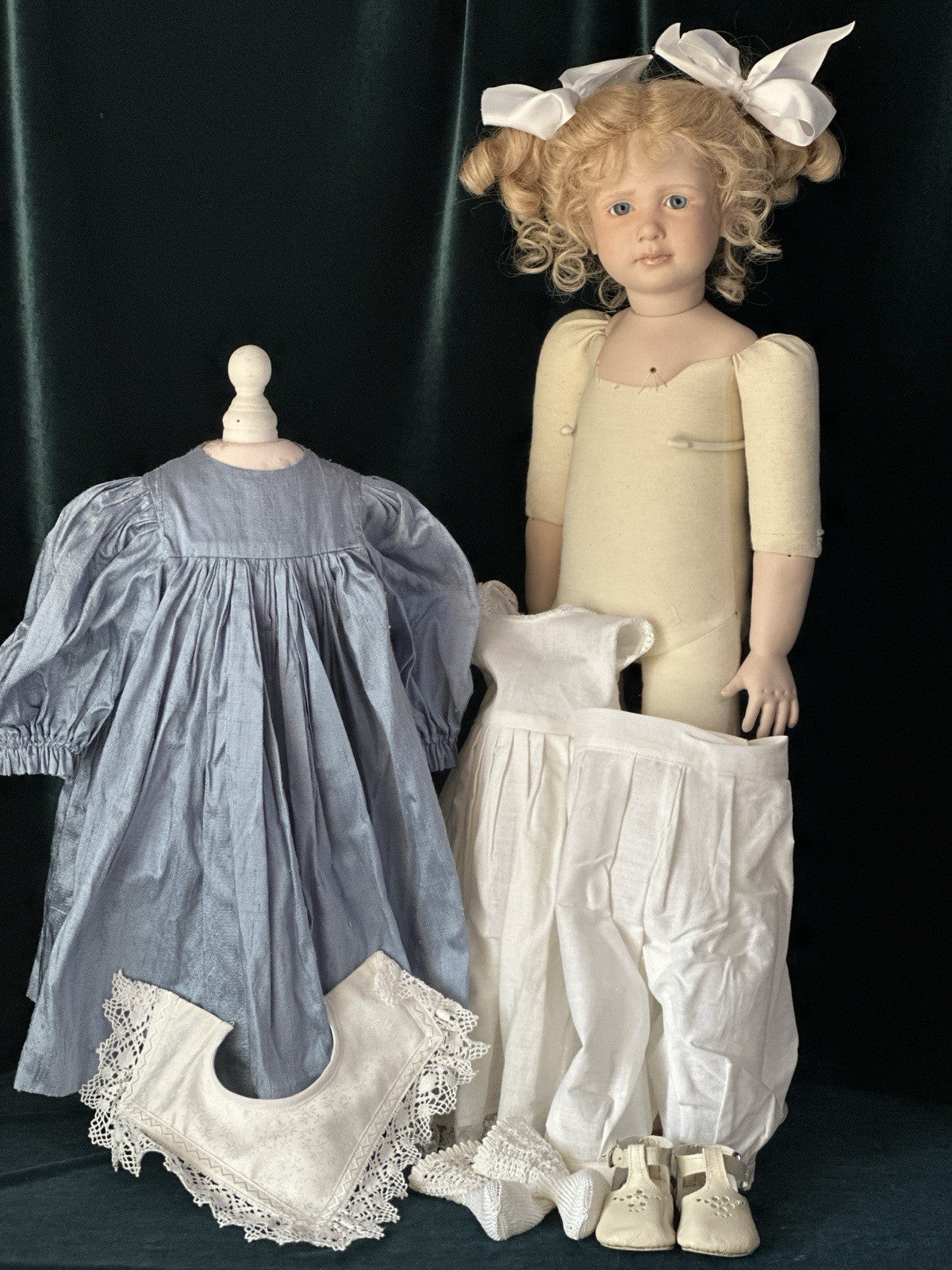 Collectible Artist 25” Porcelain Doll “Isabelle” by Ruth Treffeisen LE 100 COA