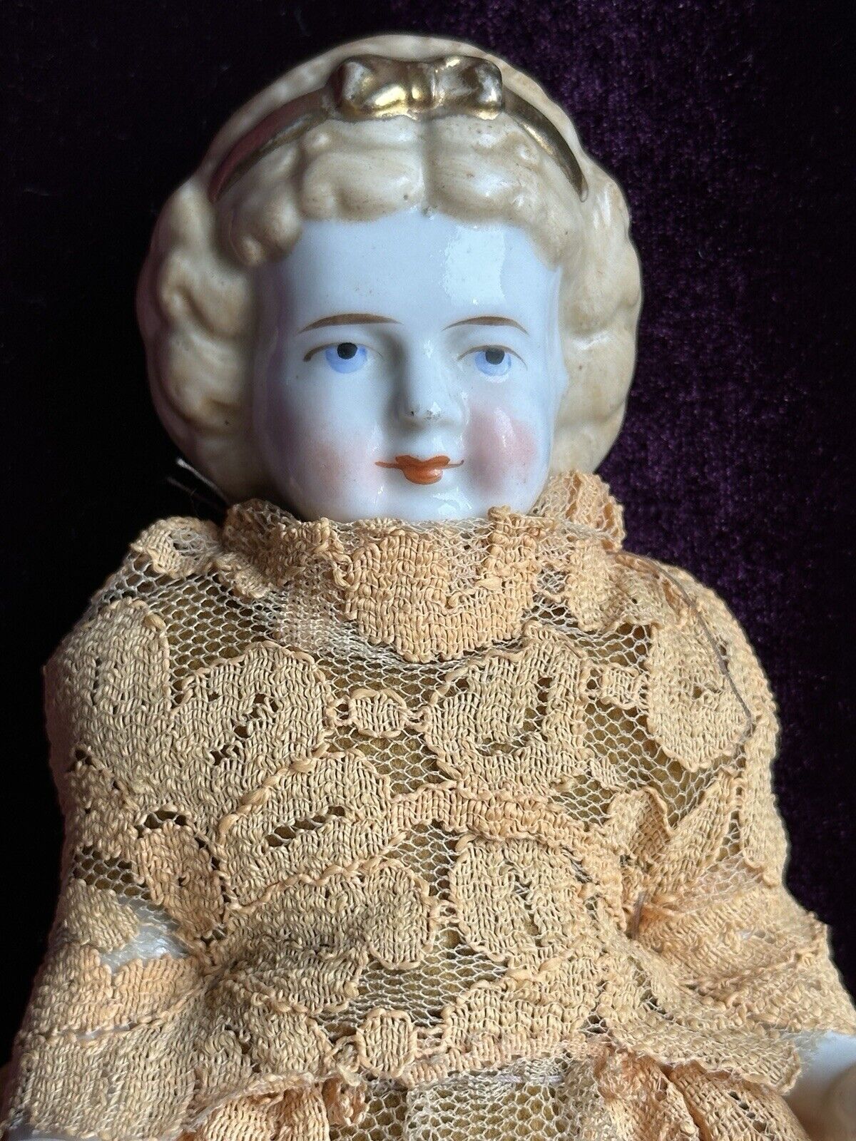 Rare Antique German 6.75” Frozen Charlotte Painted Gold Molded Bow Doll