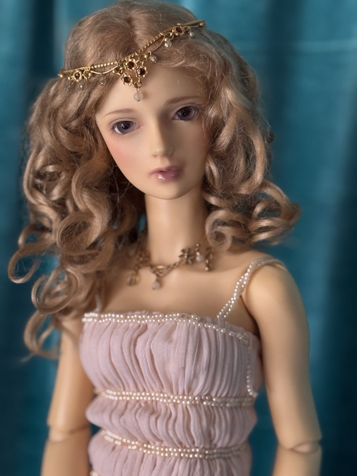 Super Dollfie 16 - Amelia - 1/3 Volks Resin Fashion BJD 24” Doll
