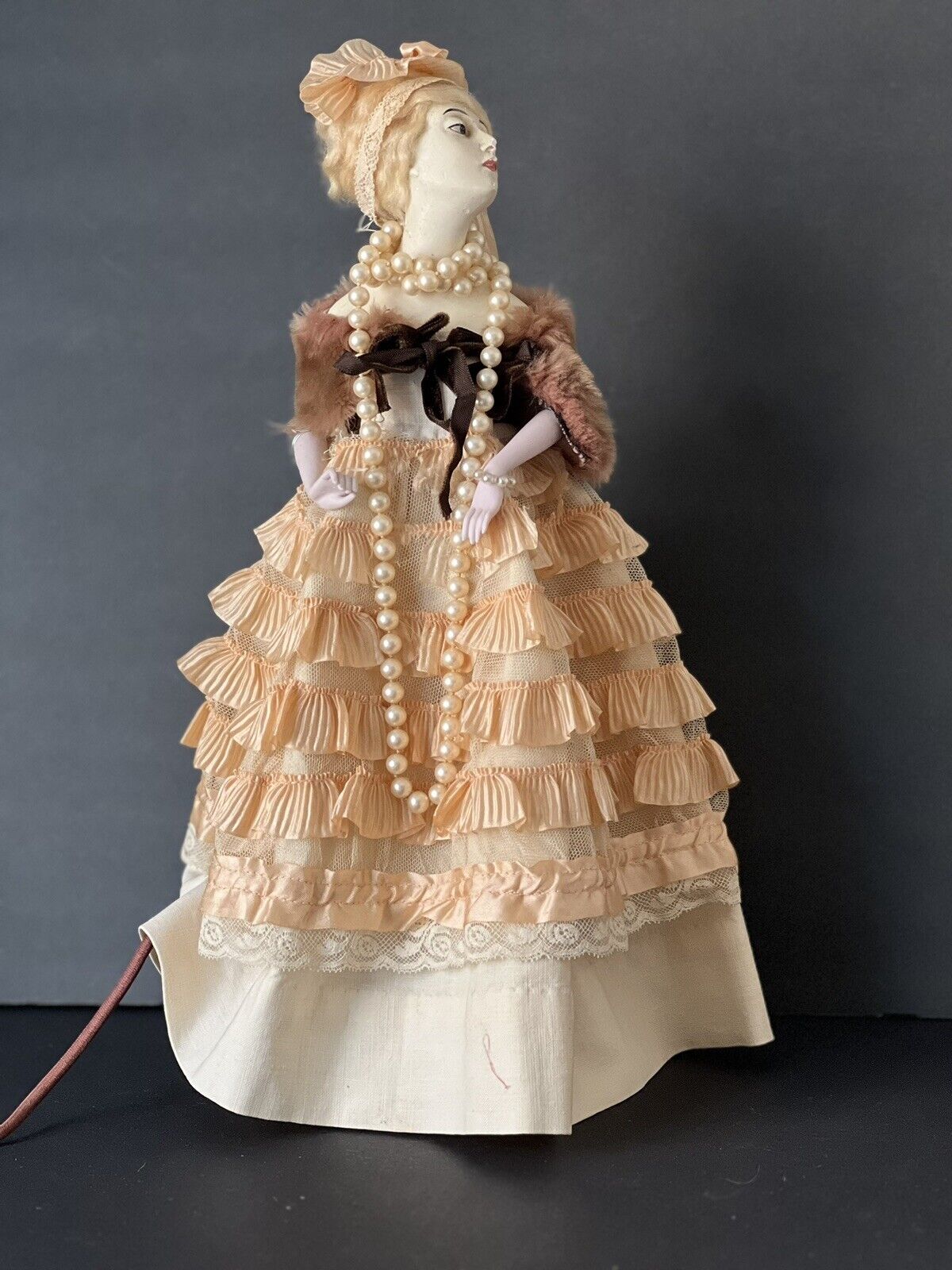 Antique Art Deco French (?) Chalkware Boudoir Lamp Doll