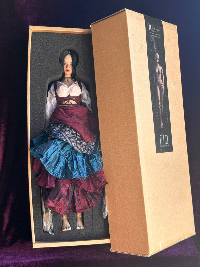 Iple House 18” Female Soo BJD 1/4 Resin Fashion Doll Face-Up Wig Dressed Box COA