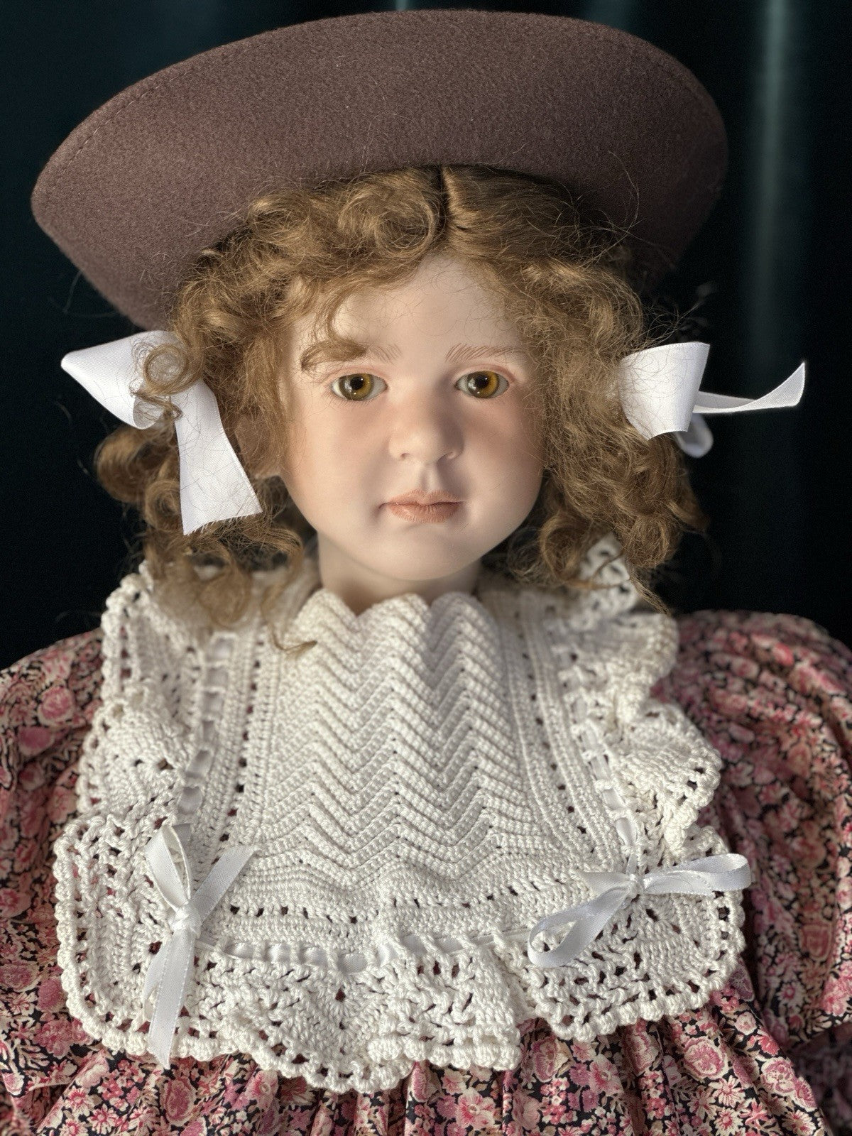 Collectible Artist 24” Porcelain Doll “Anne” by Ruth Treffeisen LE 100 COA