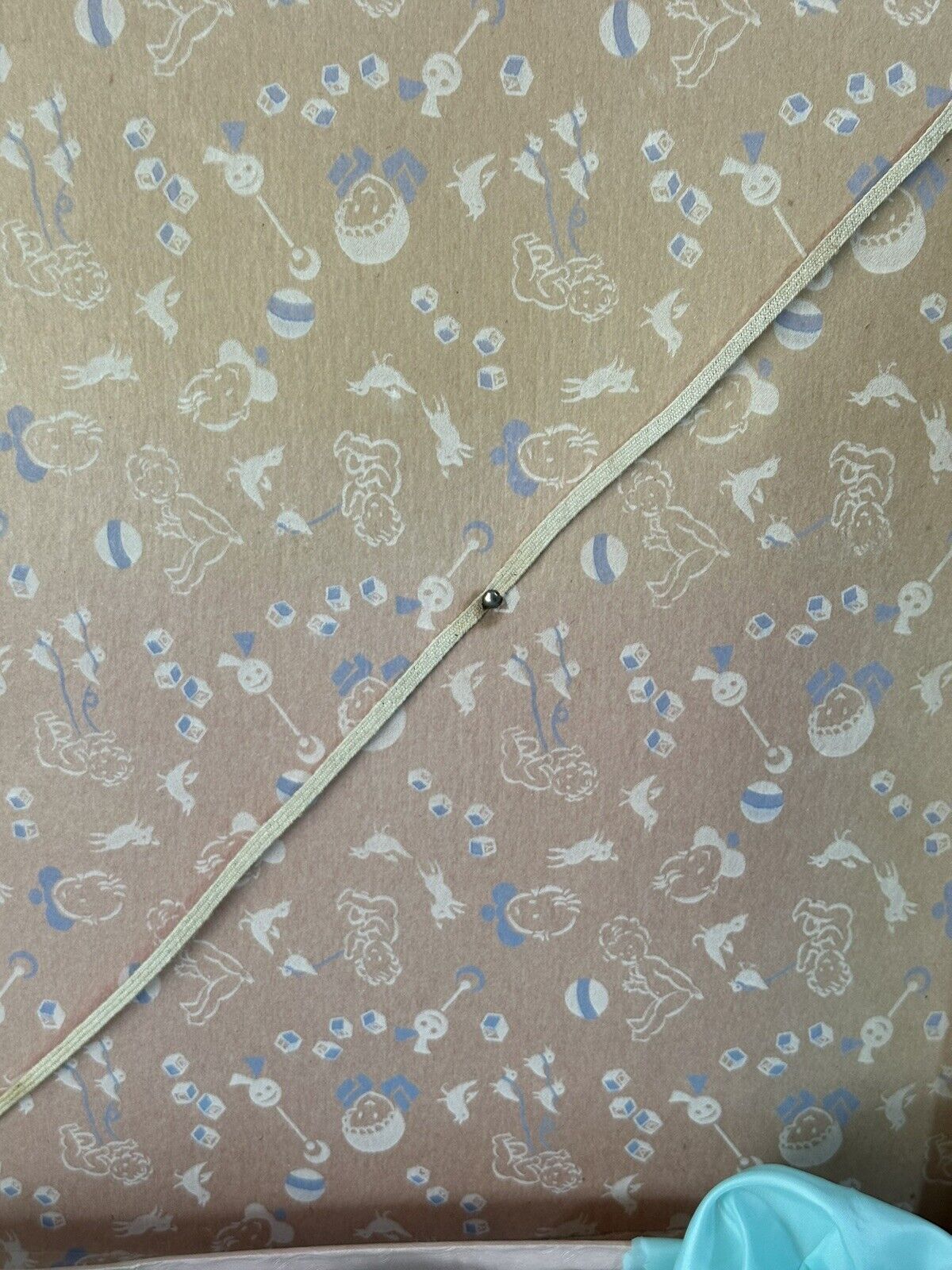 Vintage 1930’s (?) Set Of Dionne Quintuplets Composition Dolls In Original Box