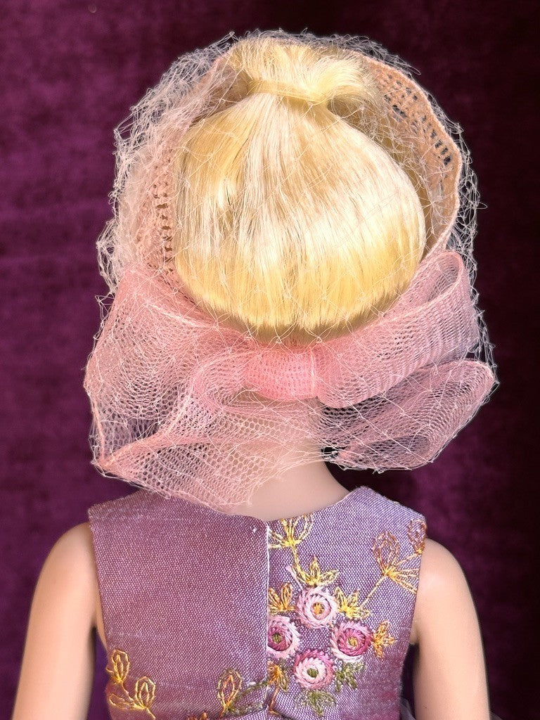 Tonner Ellowyne Wilde Puff Piece Fashion Doll New in Box