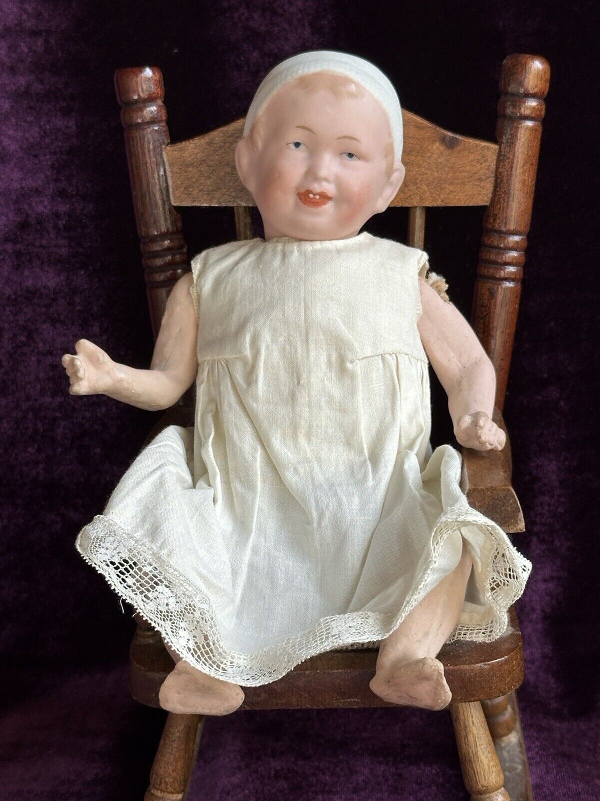 Antique German 8” Theodor Recknagel 28 Bisque Head Molded Hat Girl Baby Doll