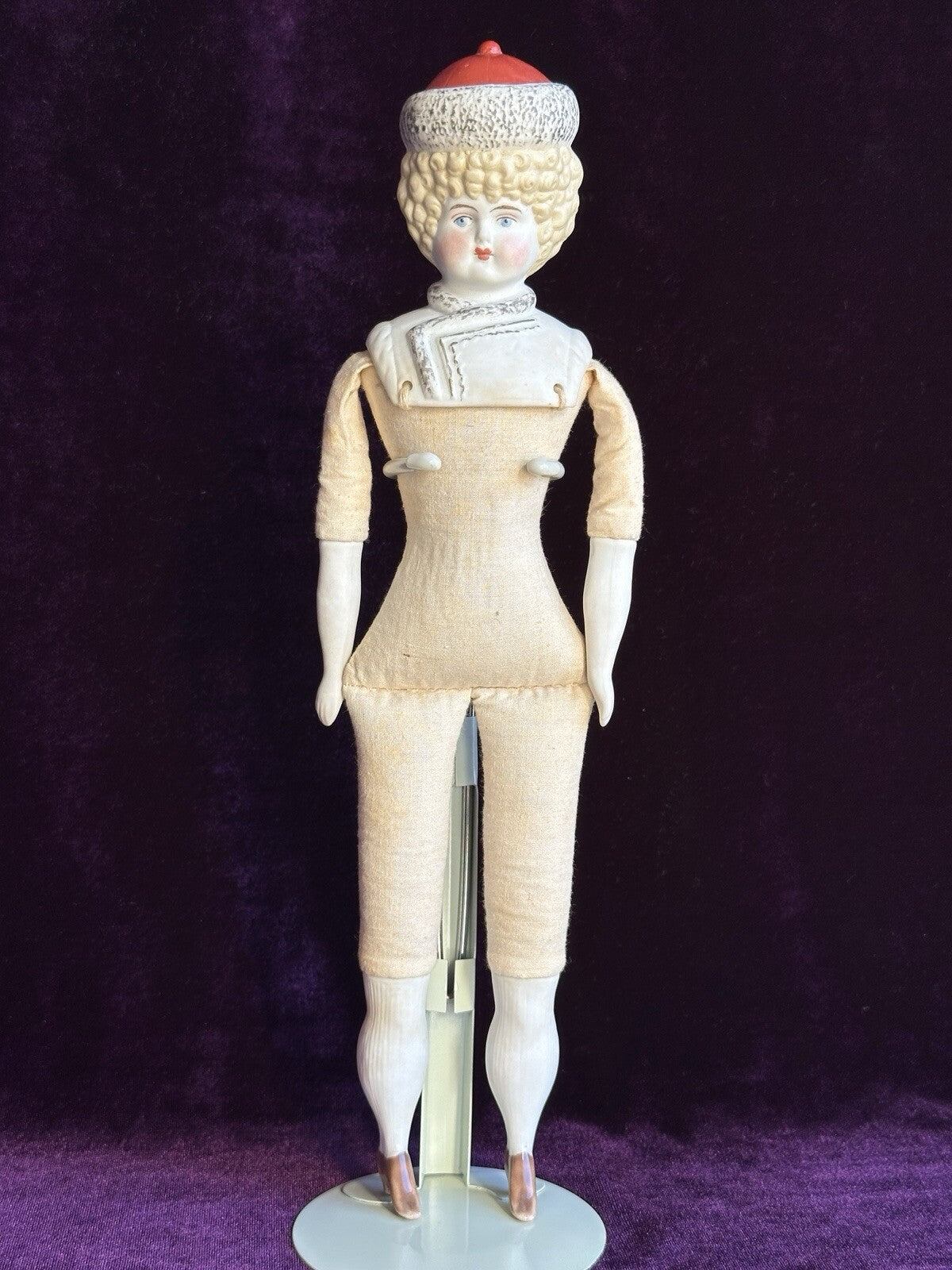 Rare Vintage Reproduction of Antique German 12.5” Hertwig Parian Doll Molded Hat