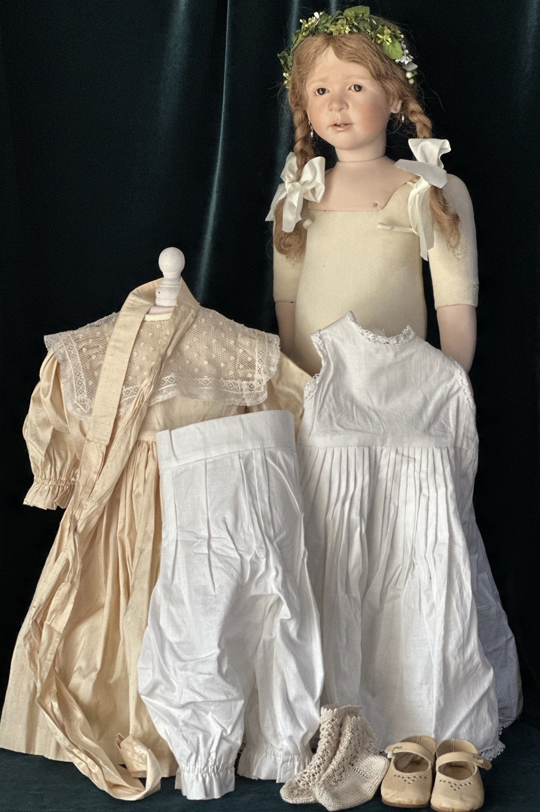 Collectible Artist 28” Porcelain Doll “Veronika” by Ruth Treffeisen LE 100 COA
