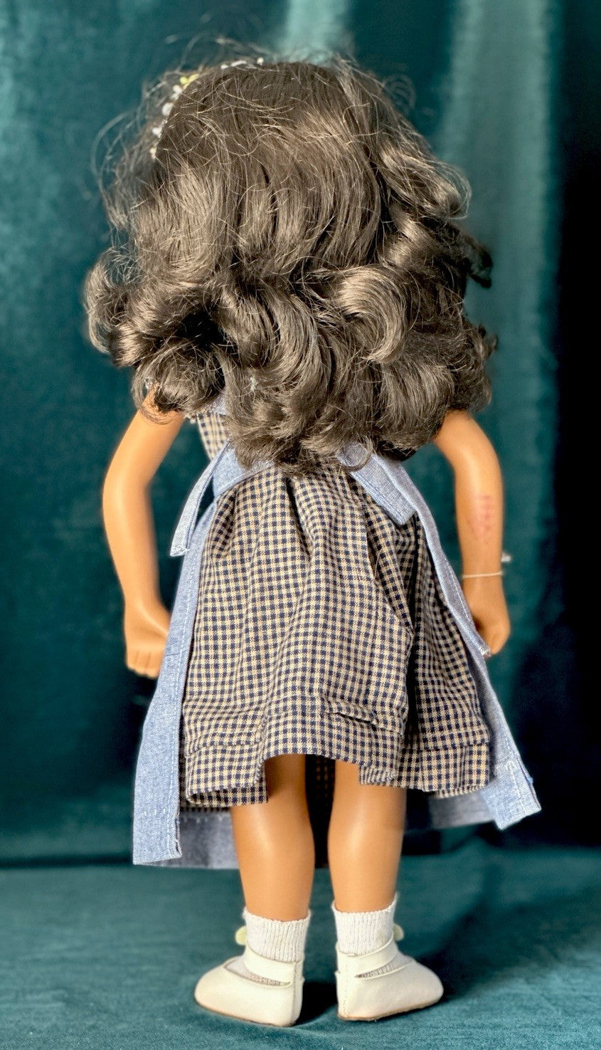 Collectible England Vinyl Sasha Brunette Girl Doll