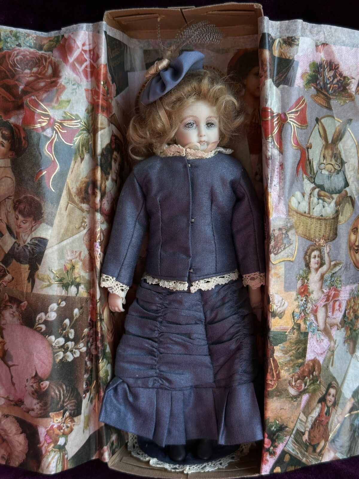 UFDC Porcelain Cloth 9” Victoria Huret Repro Doll by Cathy Hansen Original Box