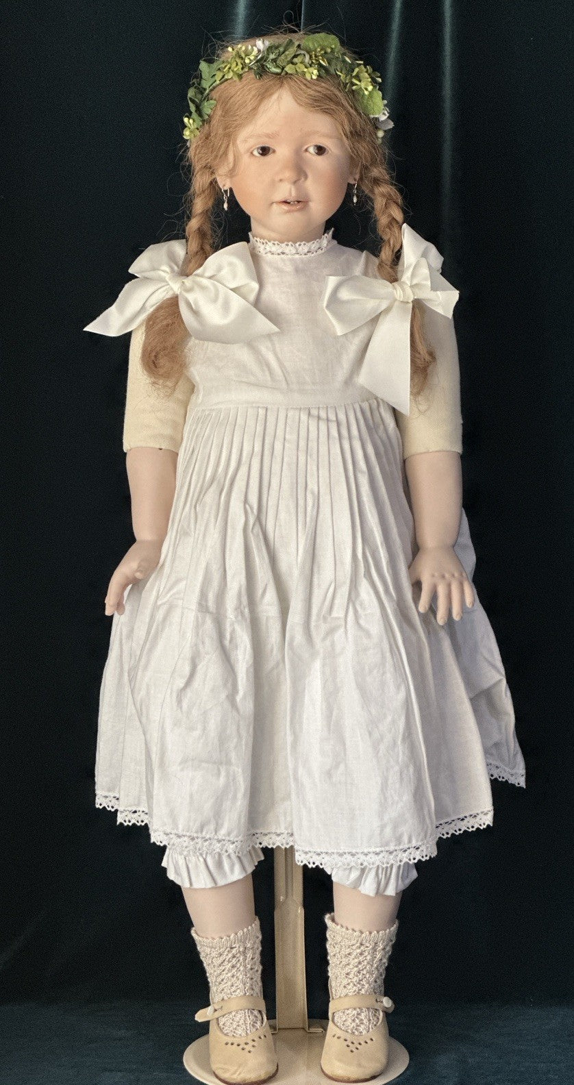 Collectible Artist 28” Porcelain Doll “Veronika” by Ruth Treffeisen LE 100 COA