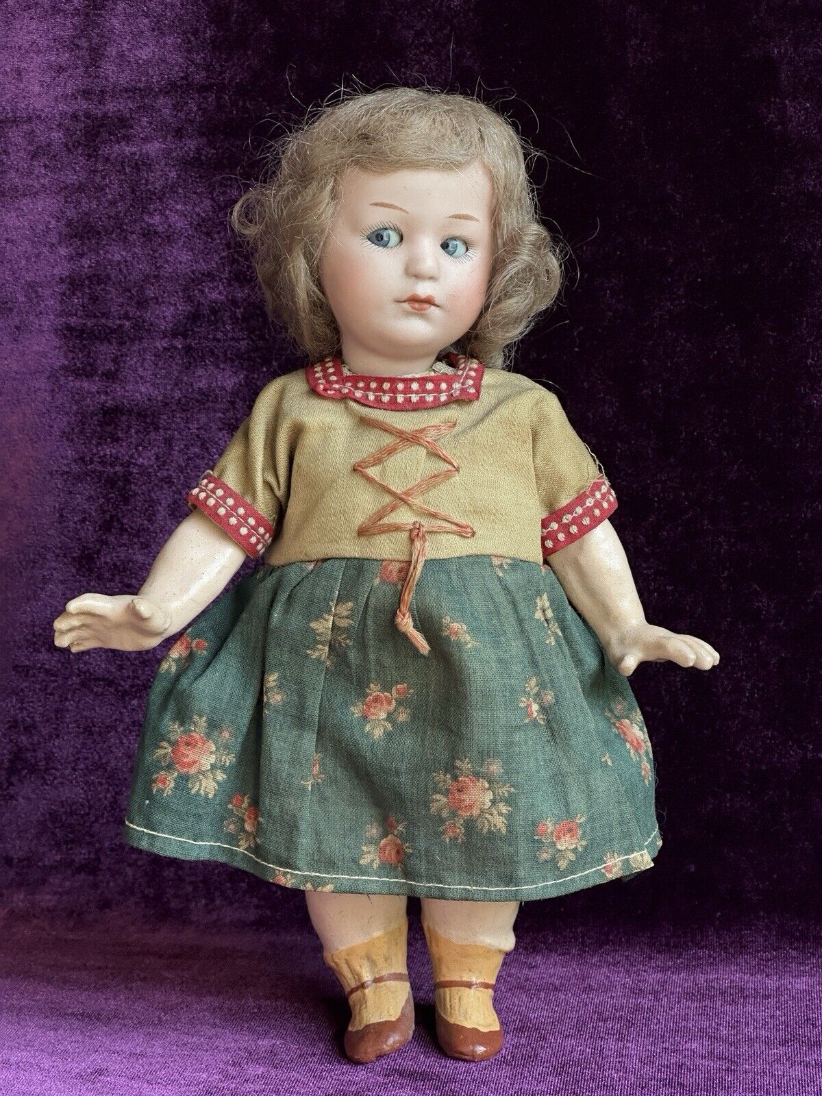 Rare Antique German 9” Gebruder Heubach 8420 Side Glancing Eyes Bisque Doll