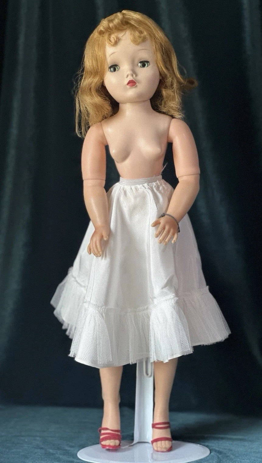 Vintage 1950’s Madame Alexander 20” Cissy Hard Plastic Doll Tagged Dress