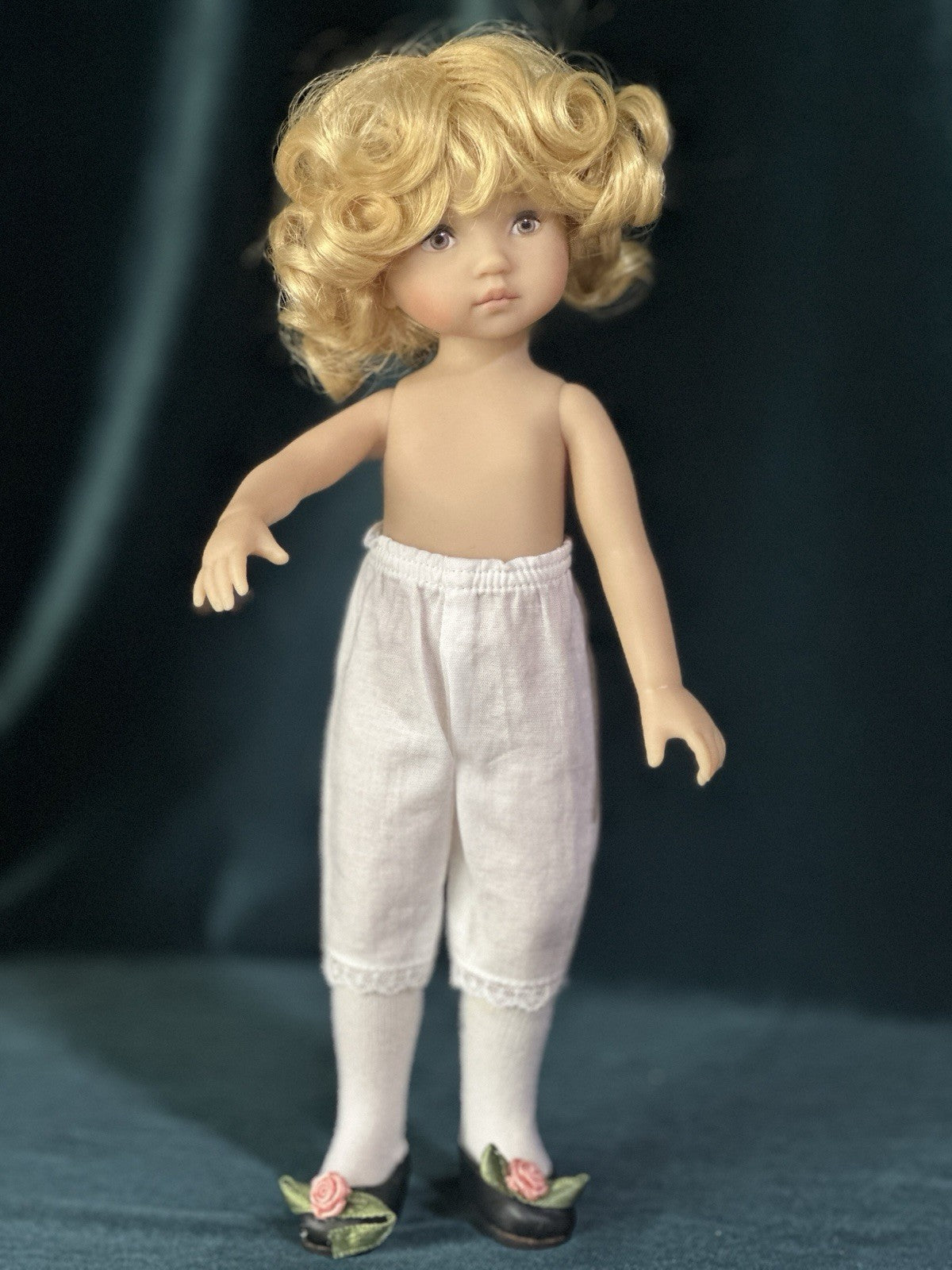 Boneka Dianna Effner Tuesday’s Child Doll “Grietje” 10” Vinyl 09 UFDC Event Doll