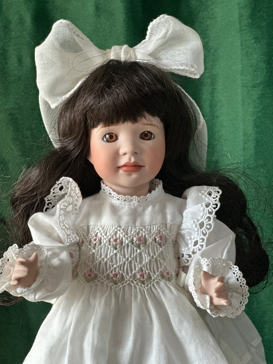 Wendy Lawton “Grave Alice ” 13” Porcelain Doll Box/COA LE 500