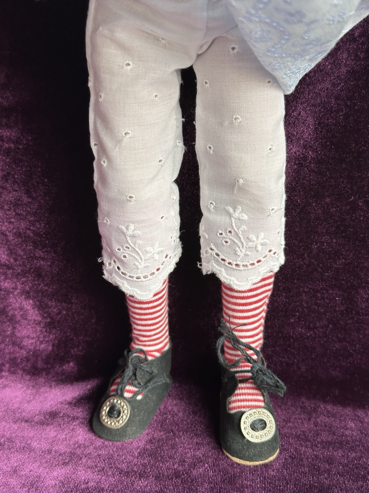 Rare 14” Collectible Kish Vinyl BJD Doll Alice in Wonderland