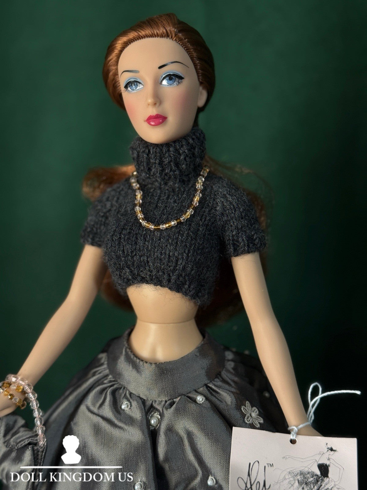 Madame Alexander Fashion Doll "Museum Gala Alex" Brunette COA/Box/Tag/Stand